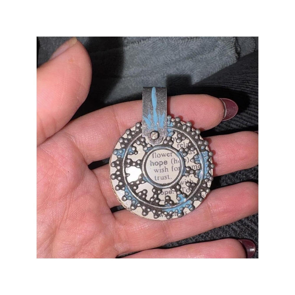 11-Unbranded Pendant Women OS Silver Blue Excellent Hope Trust Dictionary Art